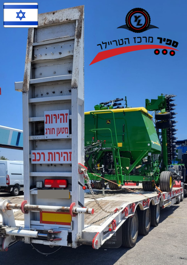 ⁦לובי 3 סרנים נצר סירני שנת 2009⁩ – תמונה ⁦3⁩