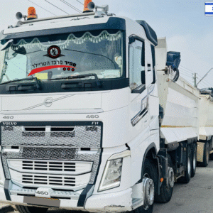 משא רכין וולבו 4*8   שנת ייצור 2019