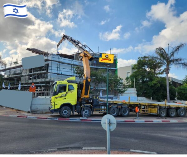 ⁦משא תומך וולבו FH עם מנוף  שנת 8/2023⁩ – תמונה ⁦5⁩
