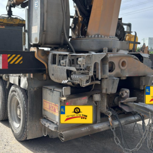 משא פתוח וולבו מנוף אחורי  שנת 2015