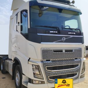 משא תומך ציוד כבד וולבו 4*6  שנת 2017
