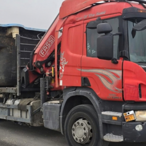 משא פתוח מנוף קדמי סקניה P340 שנת 2008 מנוף פאסי 24 טון