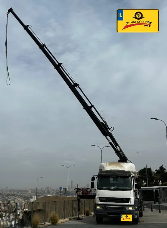 ⁦משא פתוח מנוף קדמי דאף   שנת 2010⁩ – תמונה ⁦4⁩